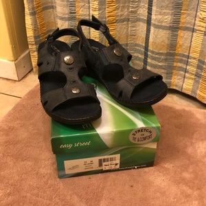 Easy Street Navy Sandals